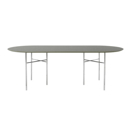 Mingle Oval Table: Steel + Black oak + Chrome