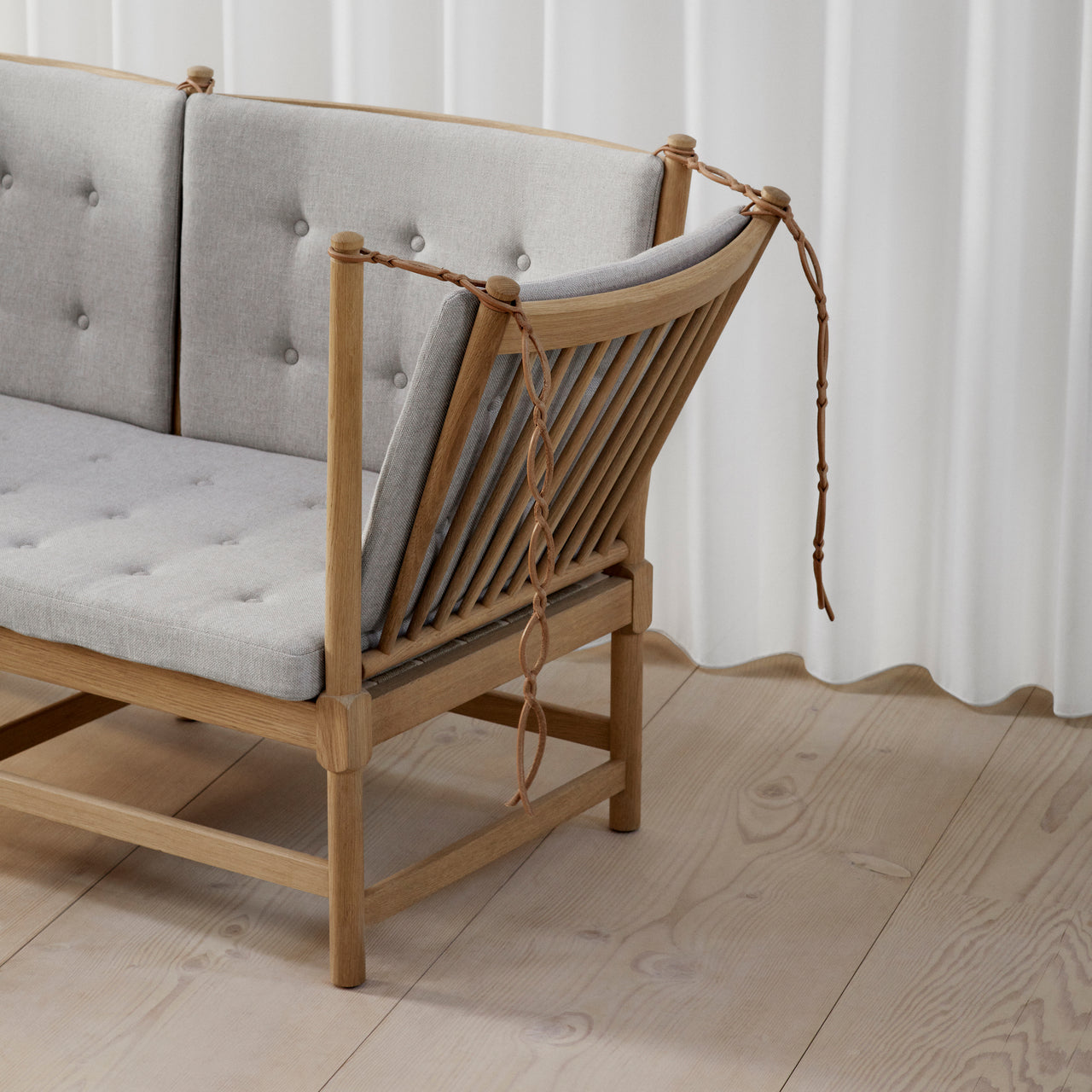 Mogensen Spokeback Sofa: LS