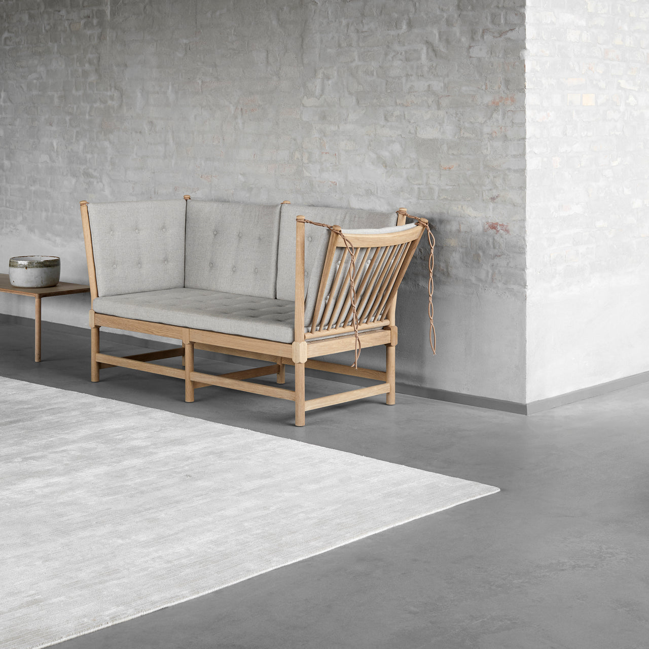 Mogensen Spokeback Sofa: LS