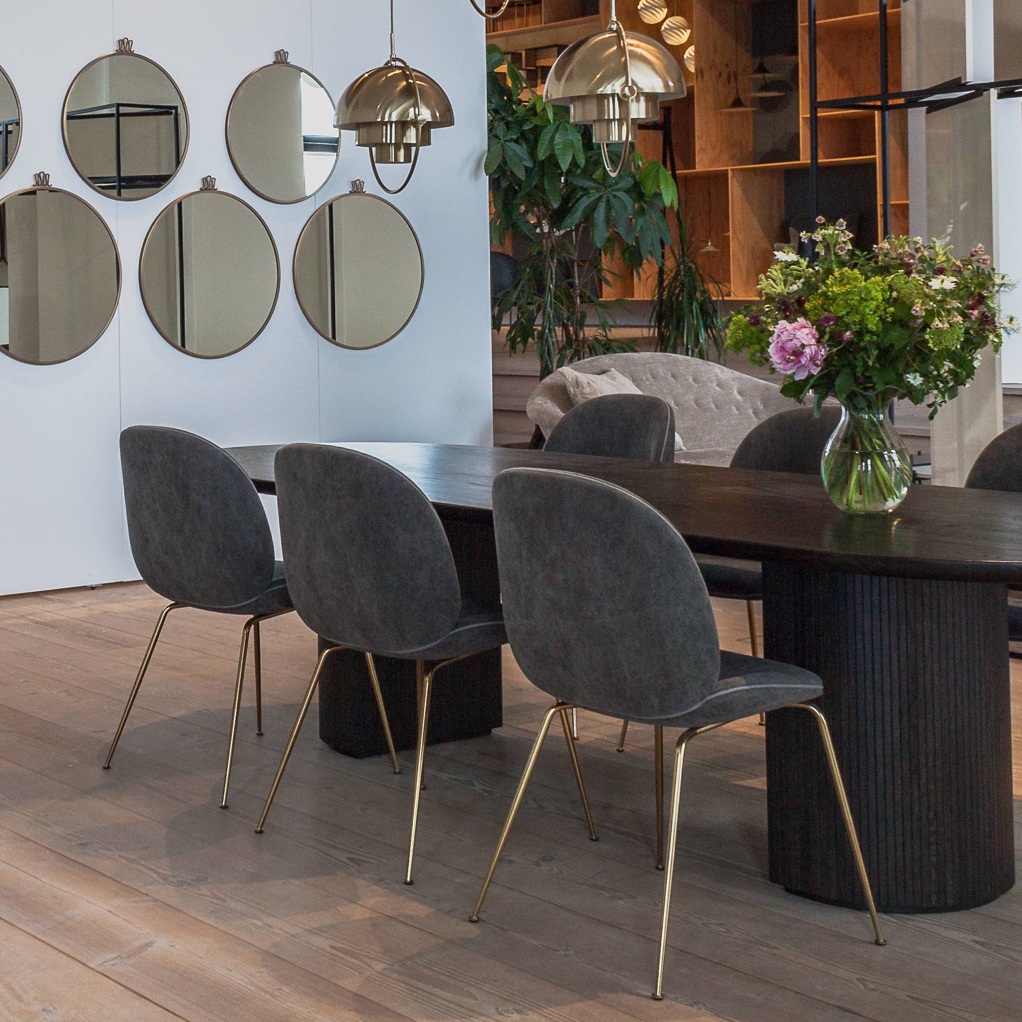 Moon Dining Table: Elliptical