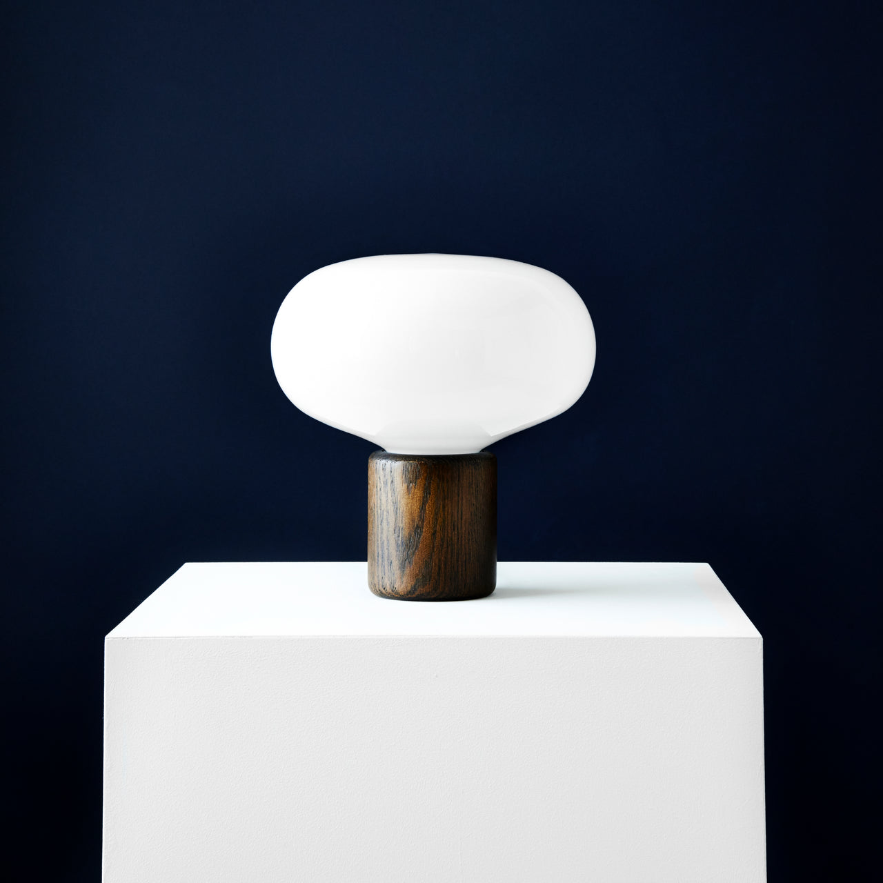 Karl-Johan Table Lamp