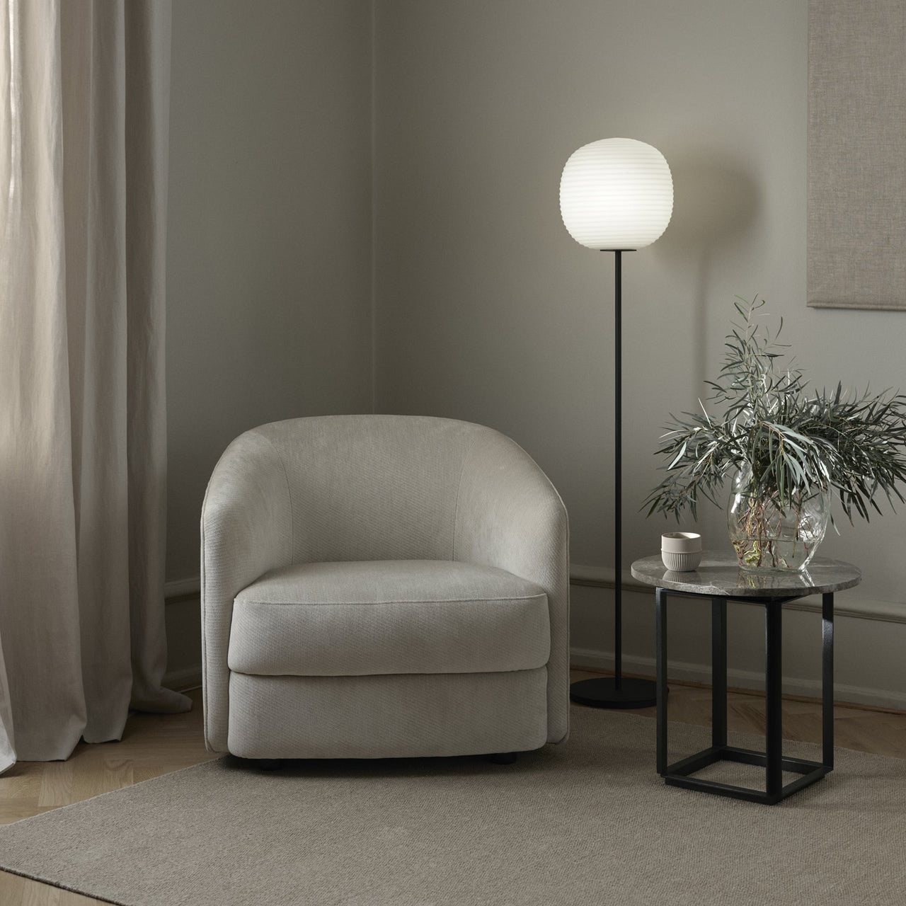 Covent Lounge Chair