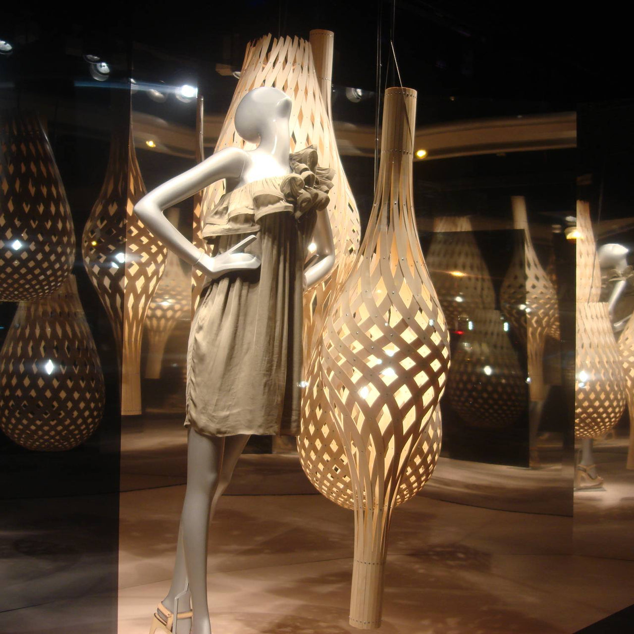 Nikau Full Pendant Light: LS