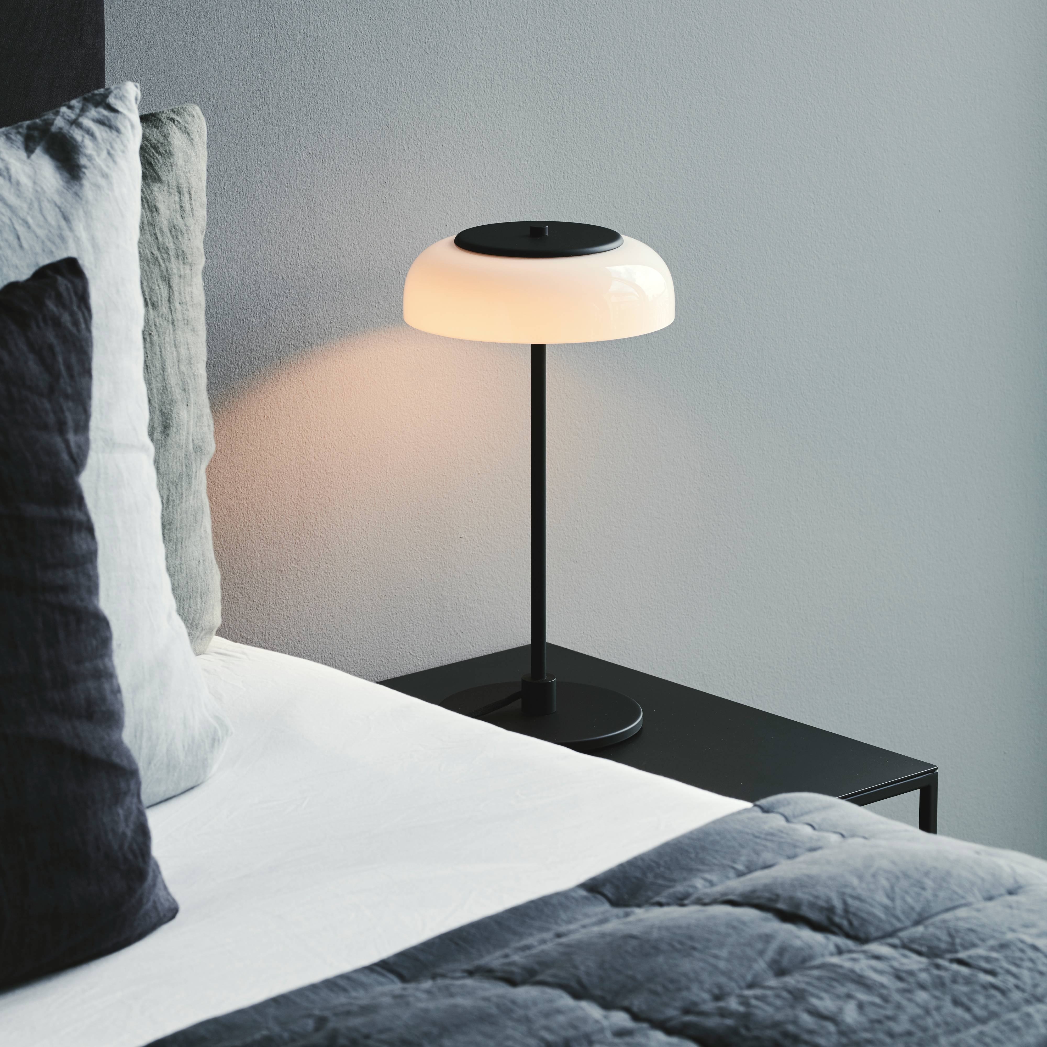 Blossi Table Lamp