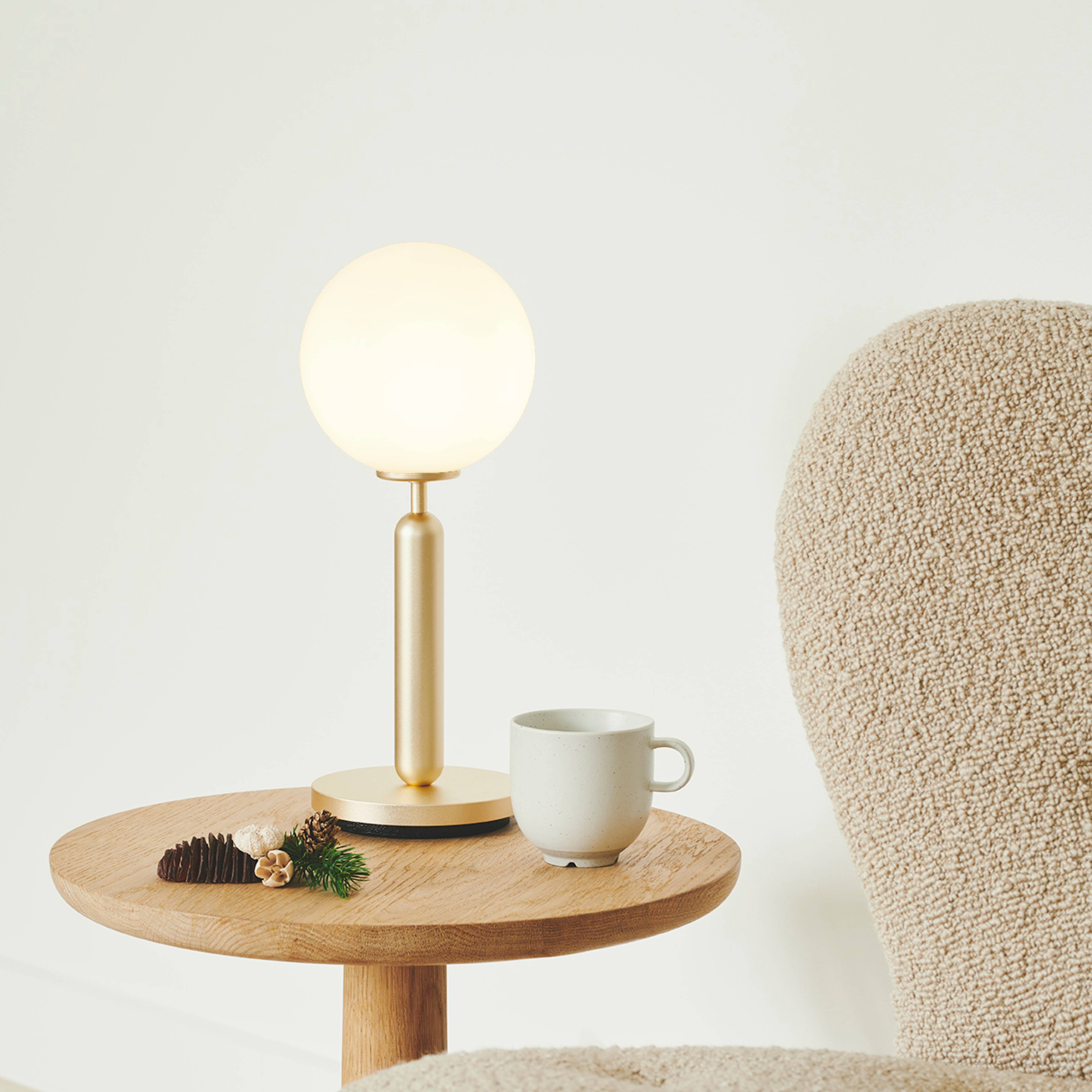 Miira Table Lamp