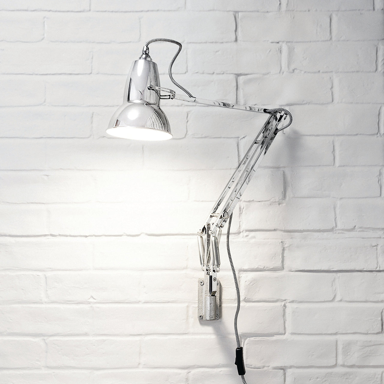 Original 1227 Wall Mounted Lamp: LS