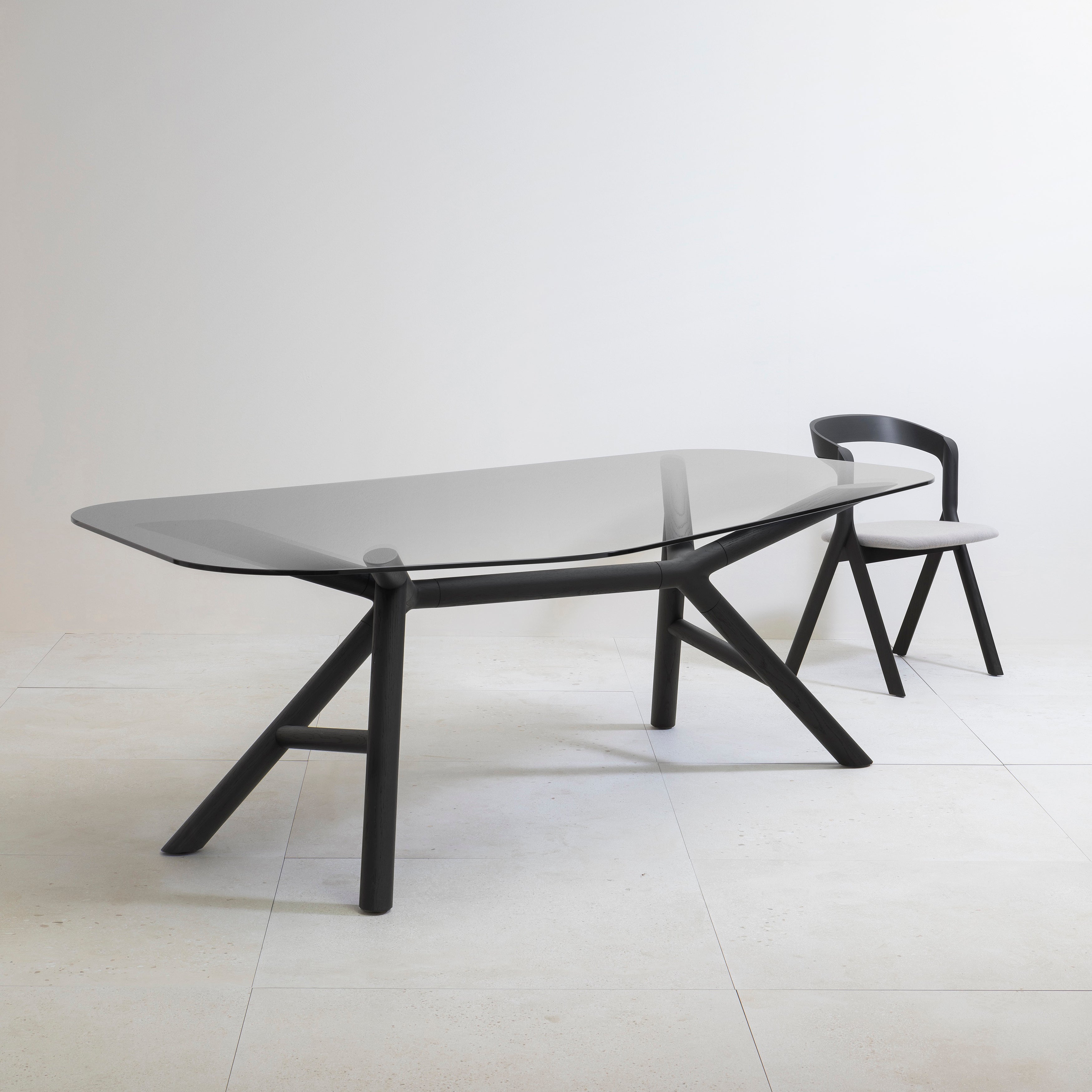 Otto Dining Table