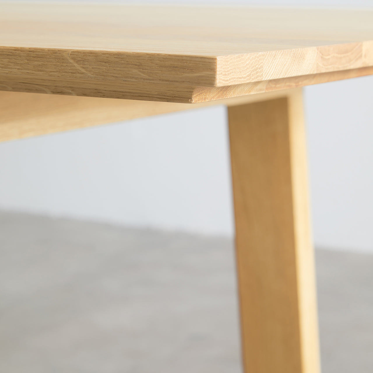 Mitis Table: Medium