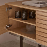 Sussex 8 Sideboard: SSX401