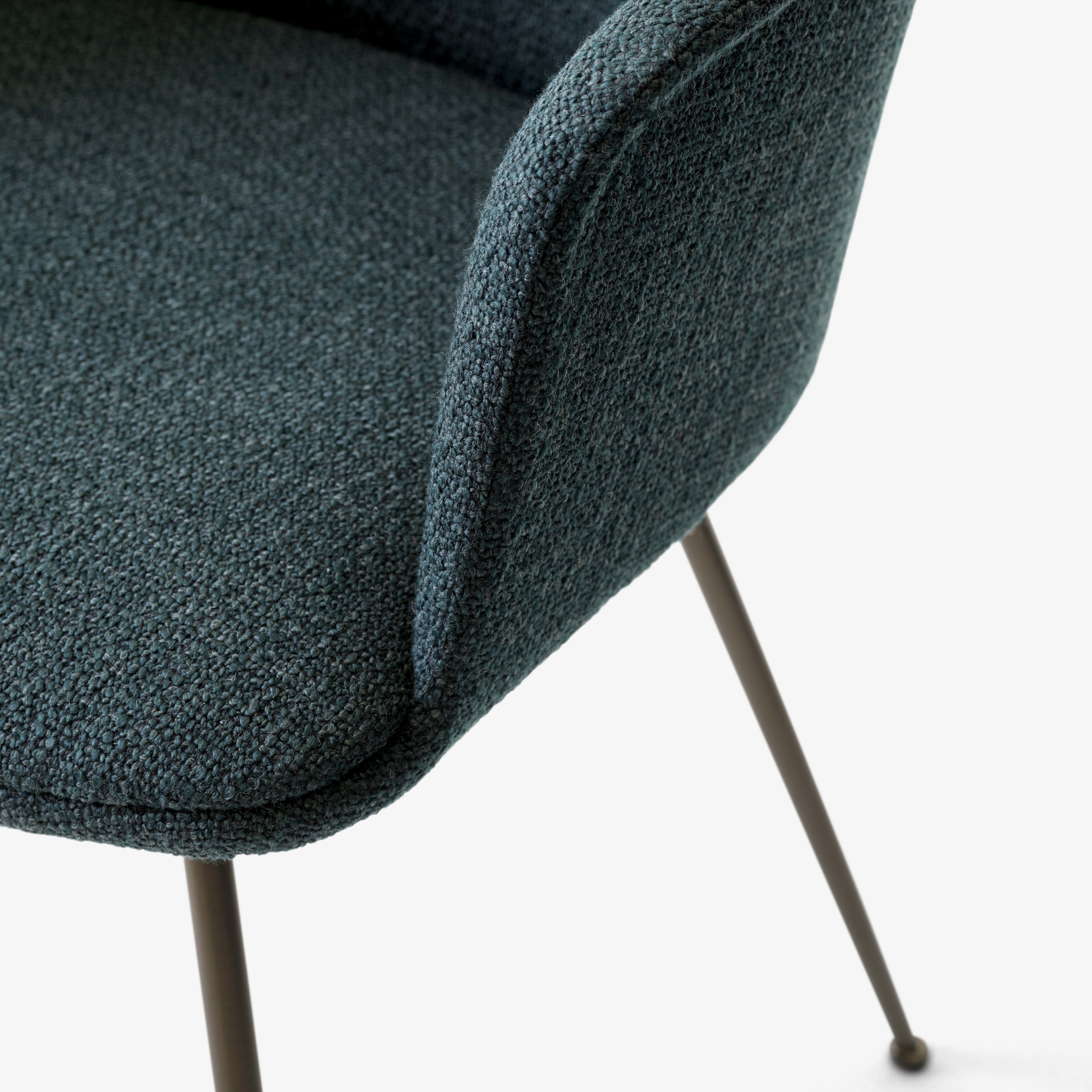 Rely Armchair: HW36 + DI