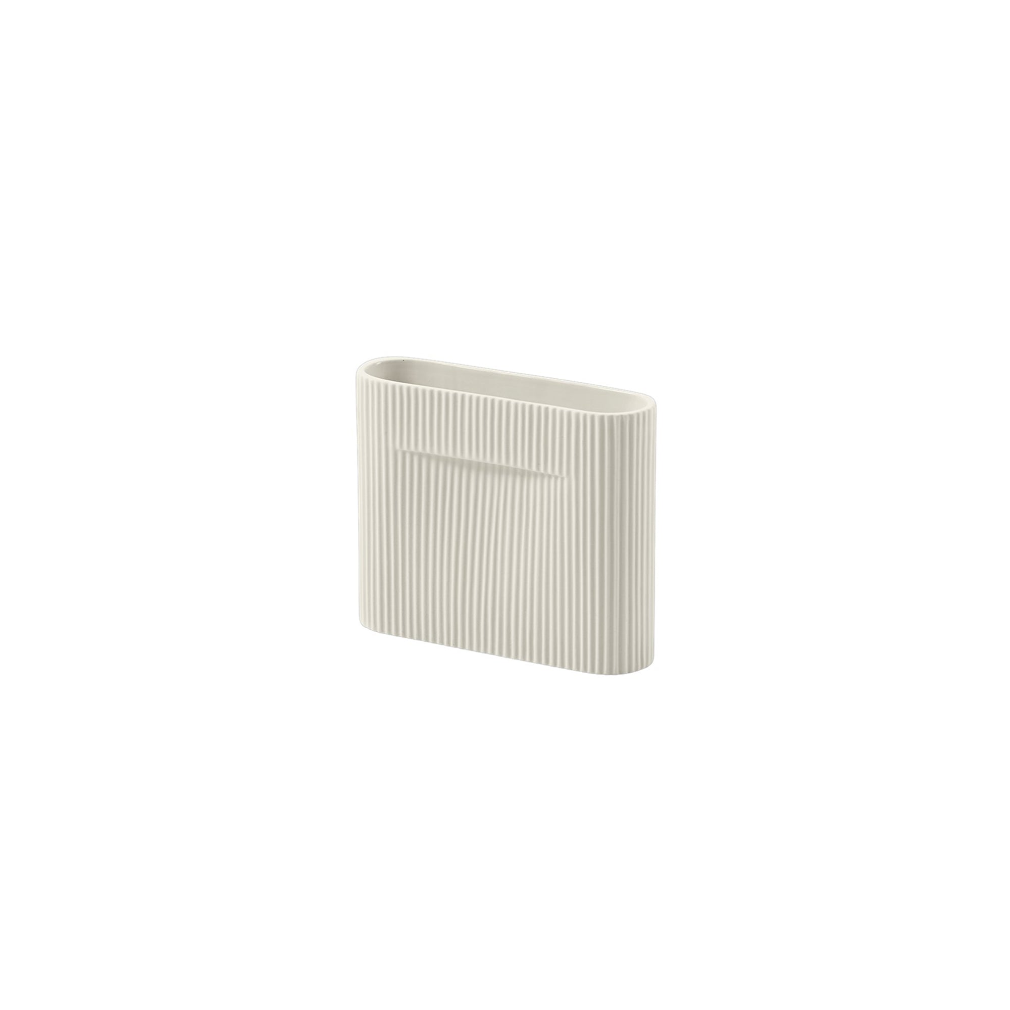 Ridge Vase: Low + Off White