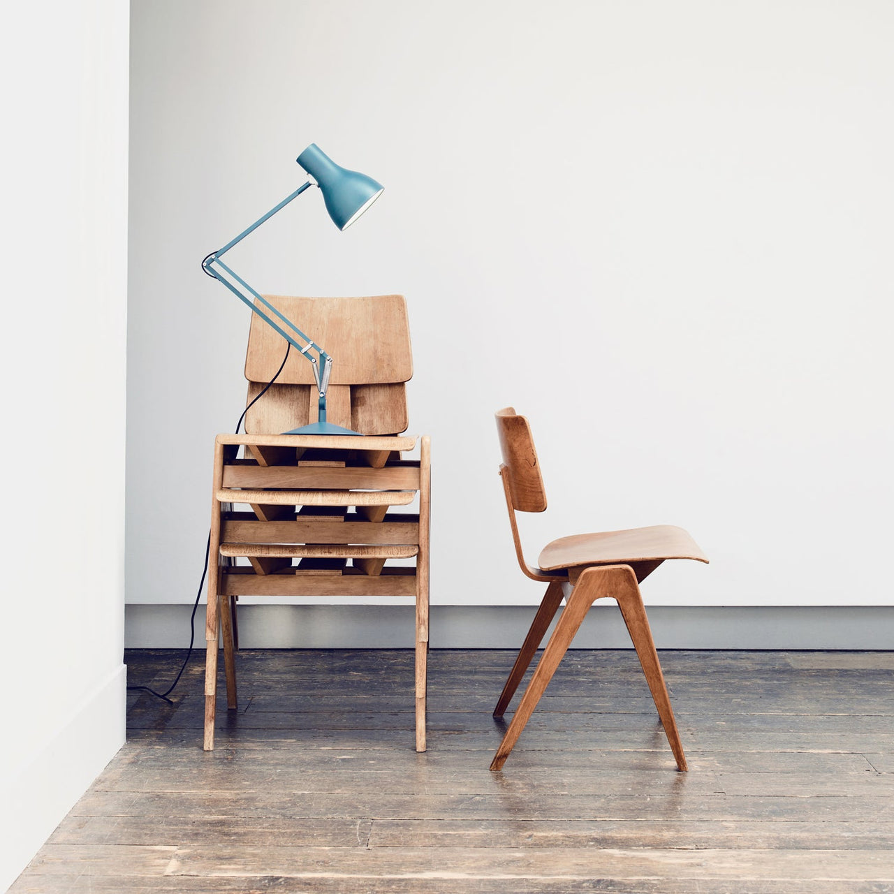 Type 75 Desk Lamp: Margaret Howell Edition + LS