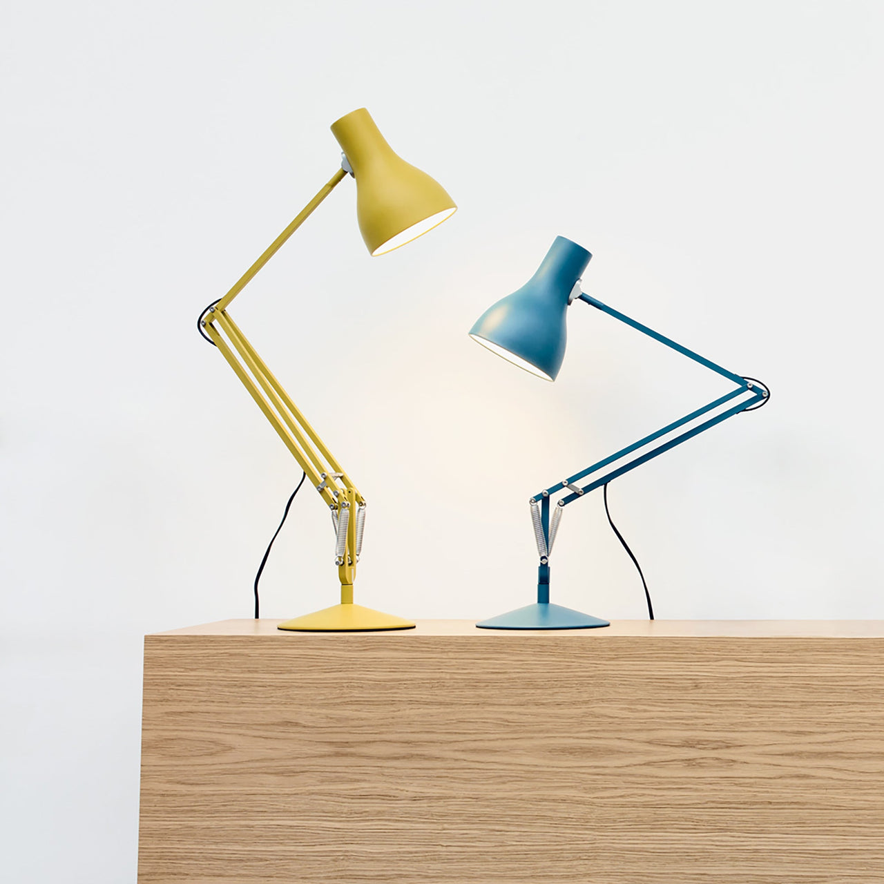 Type 75 Desk Lamp: Margaret Howell Edition + LS