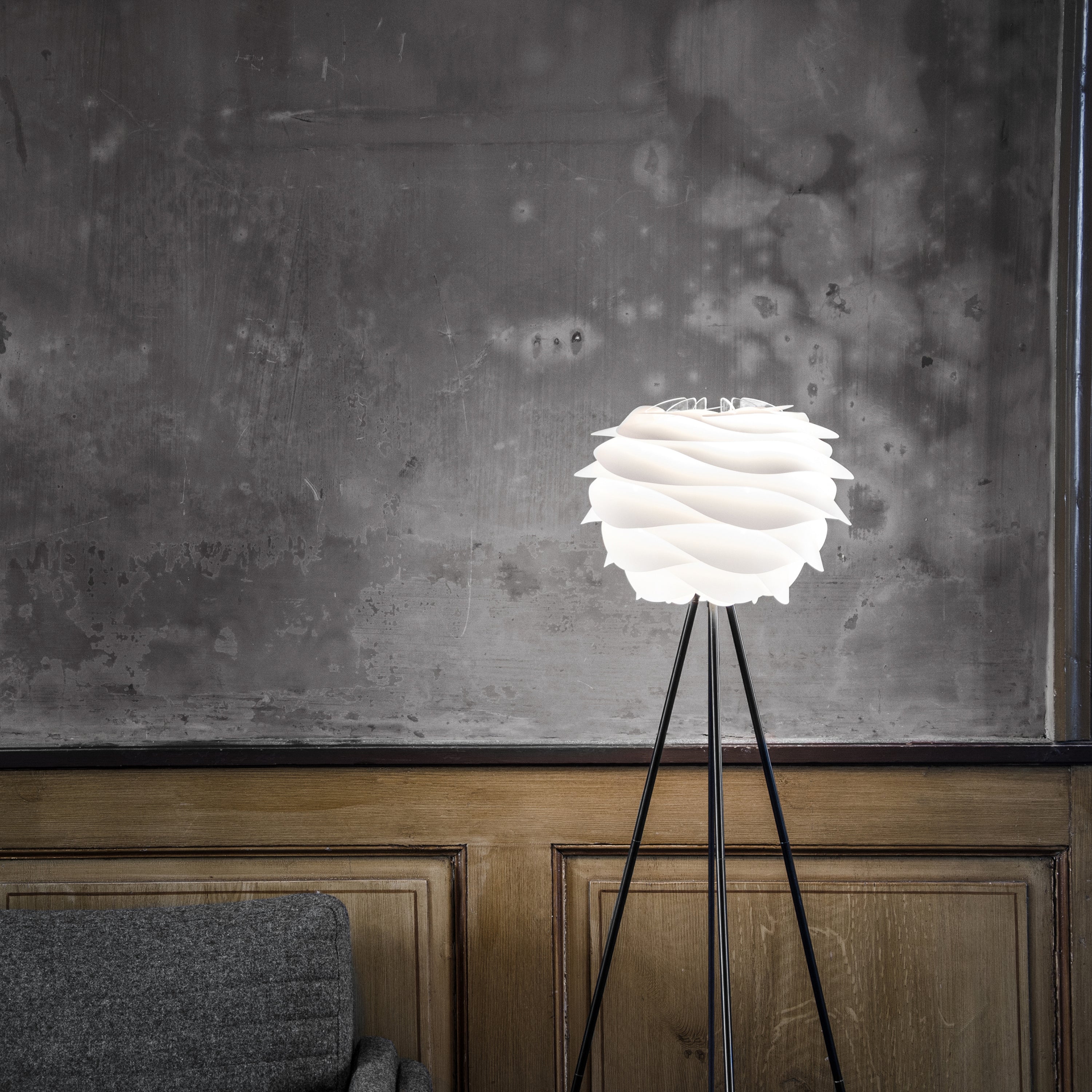 Carmina Tripod Floor Lamp: Quick Ship