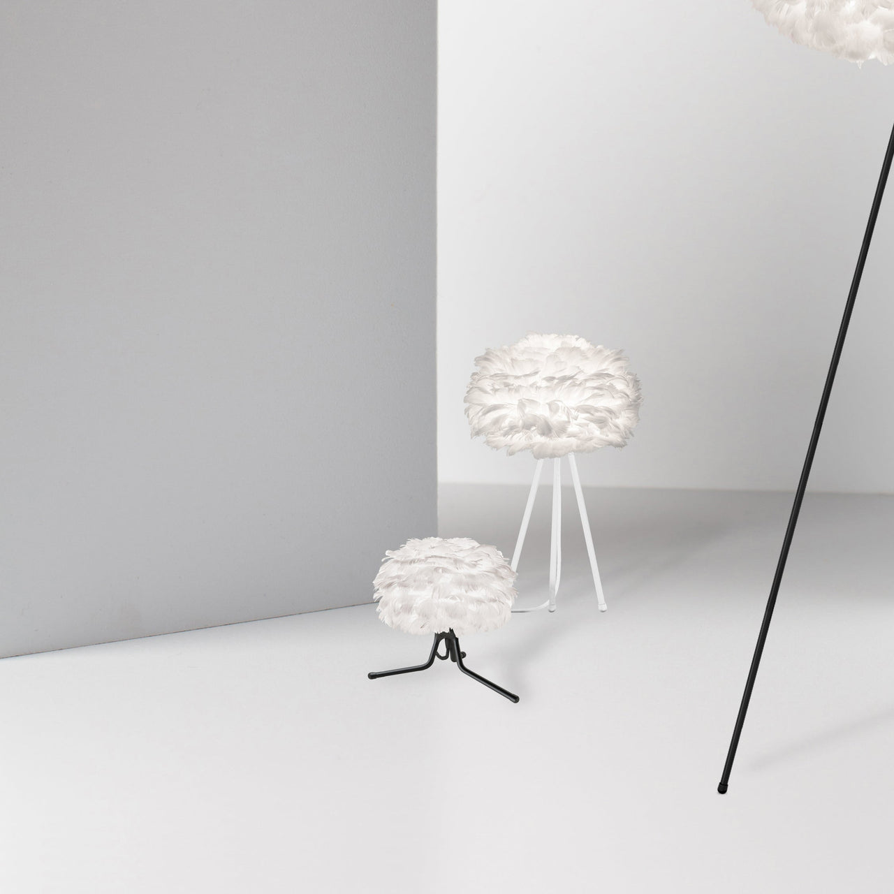 Eos Tripod Table Lamp