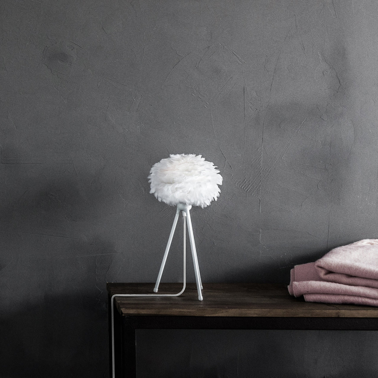 Eos Tripod Table Lamp