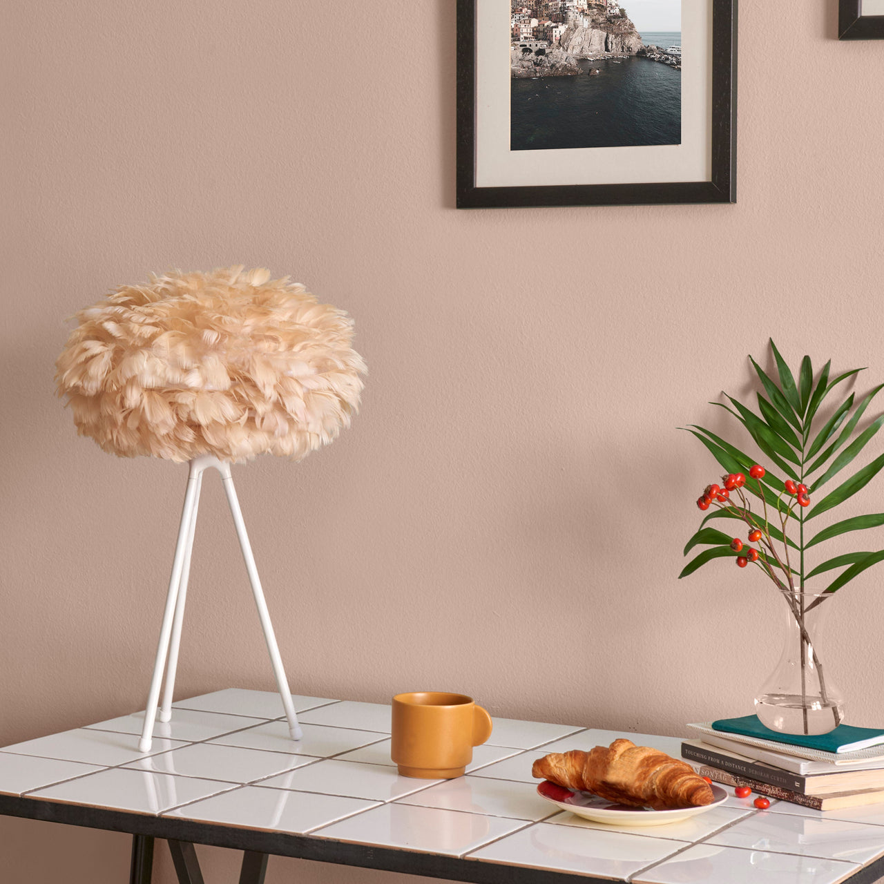 Eos Tripod Table Lamp