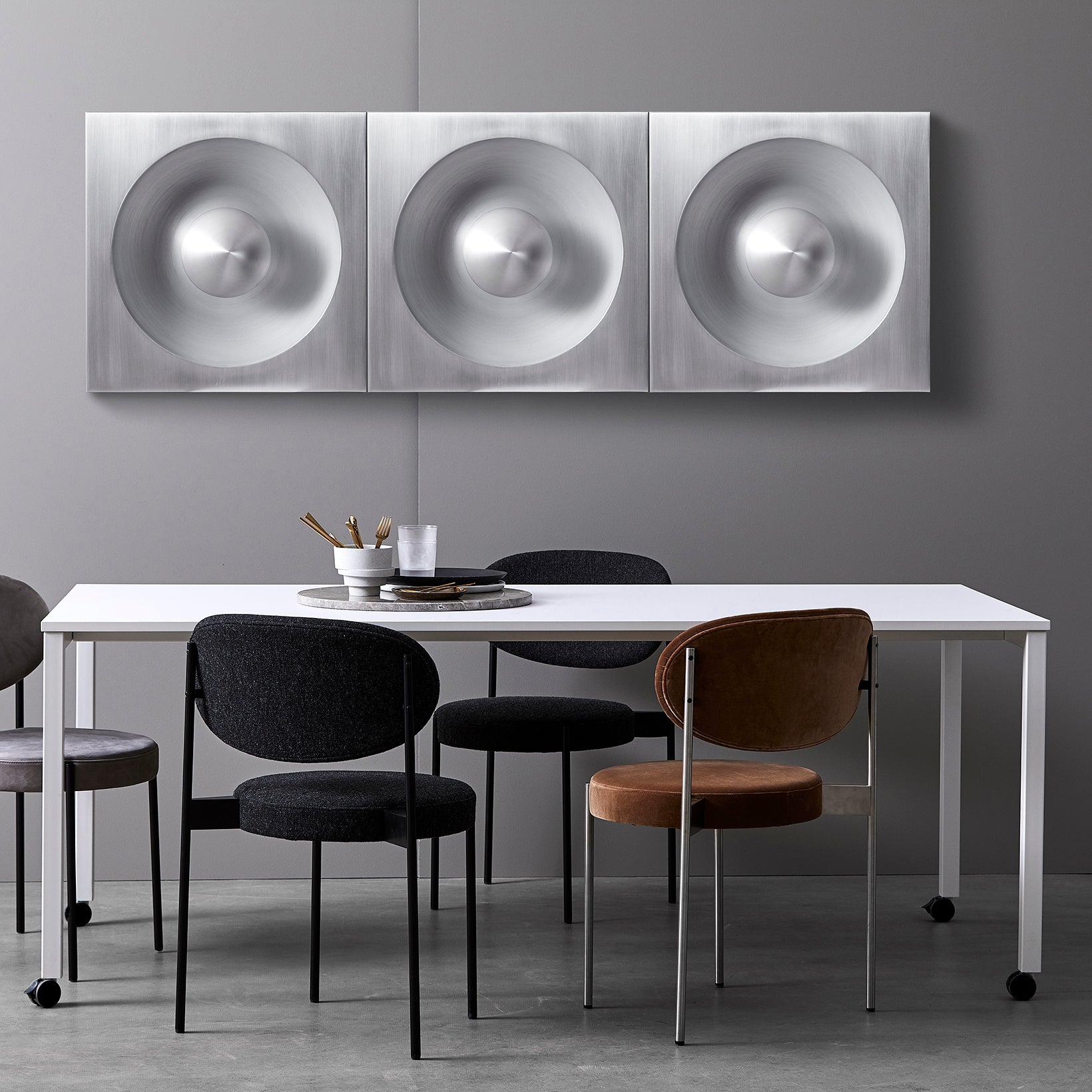 Panton Move Table