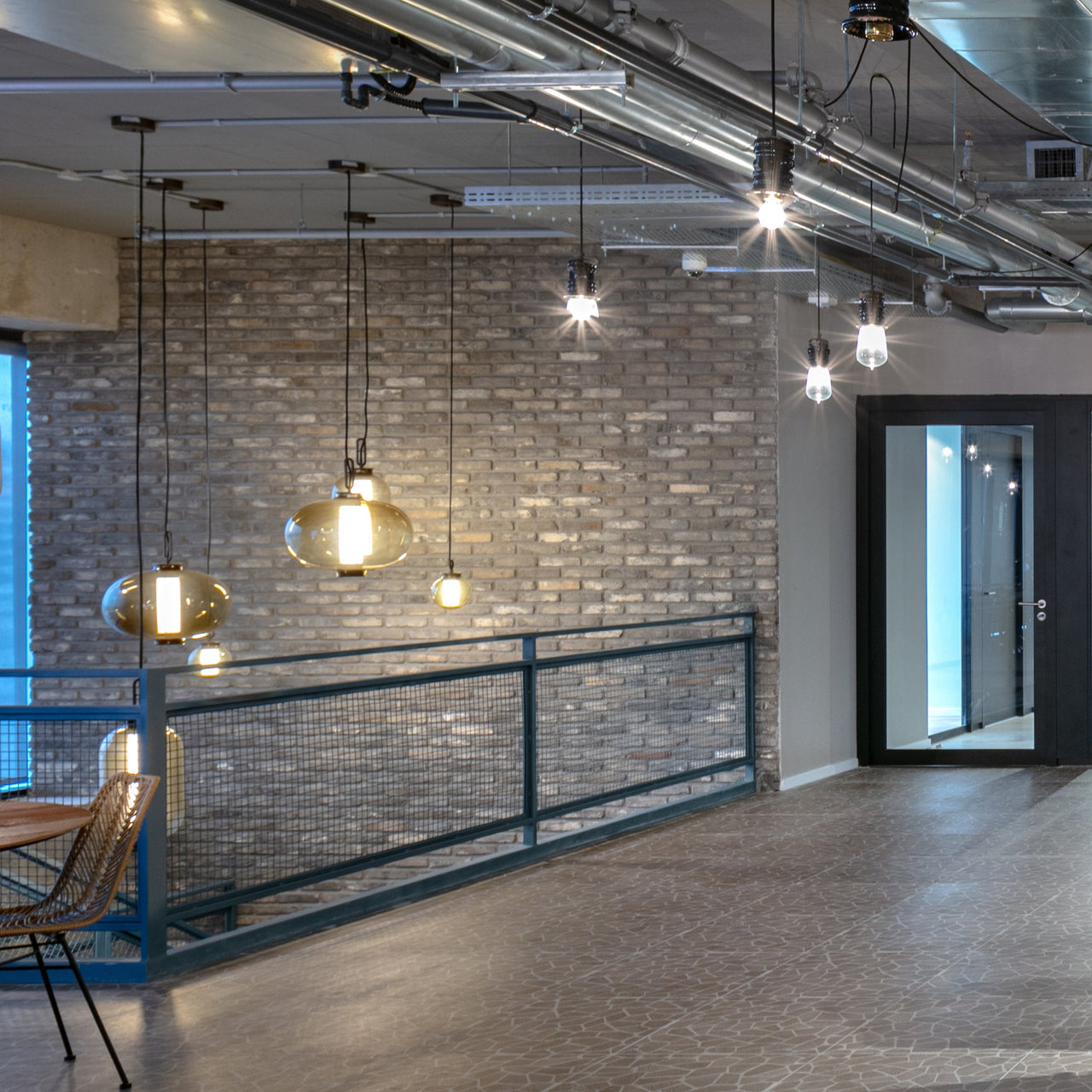 Bai Ma Ma Pendant Lamp