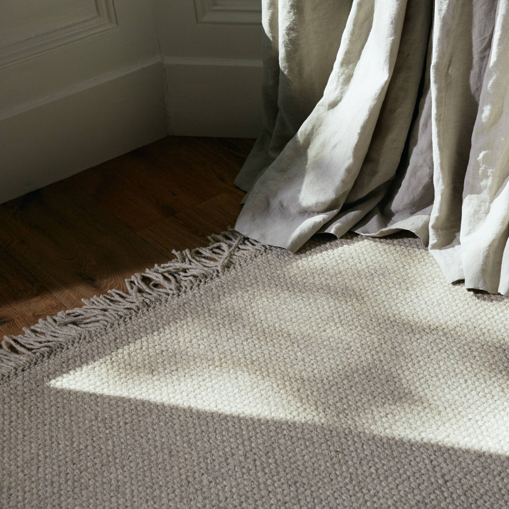 Woollen Basket Weave Rug