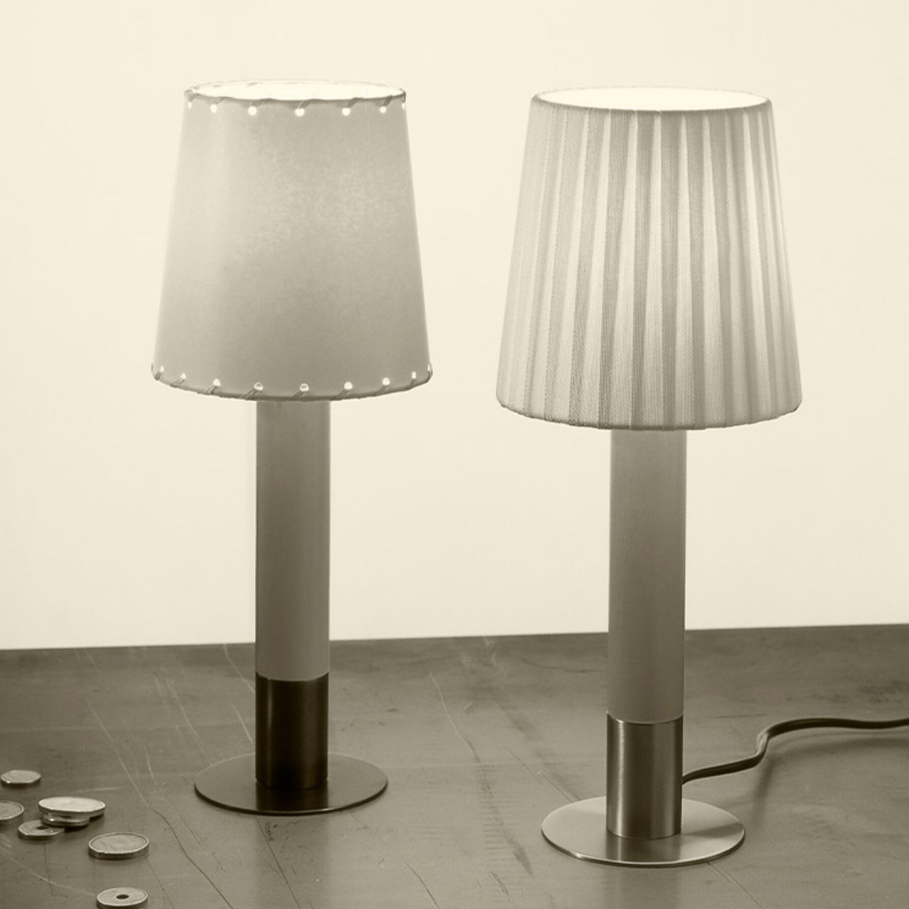 Básica Mínima Table Lamp - Quick ship