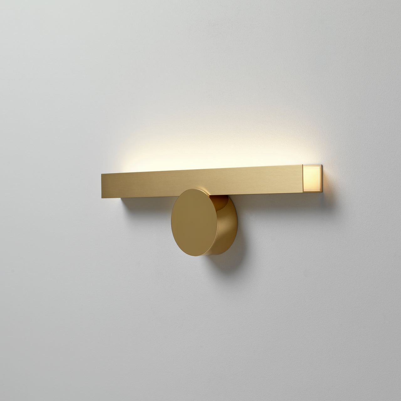 Calé(e) Wall Light: Version 1