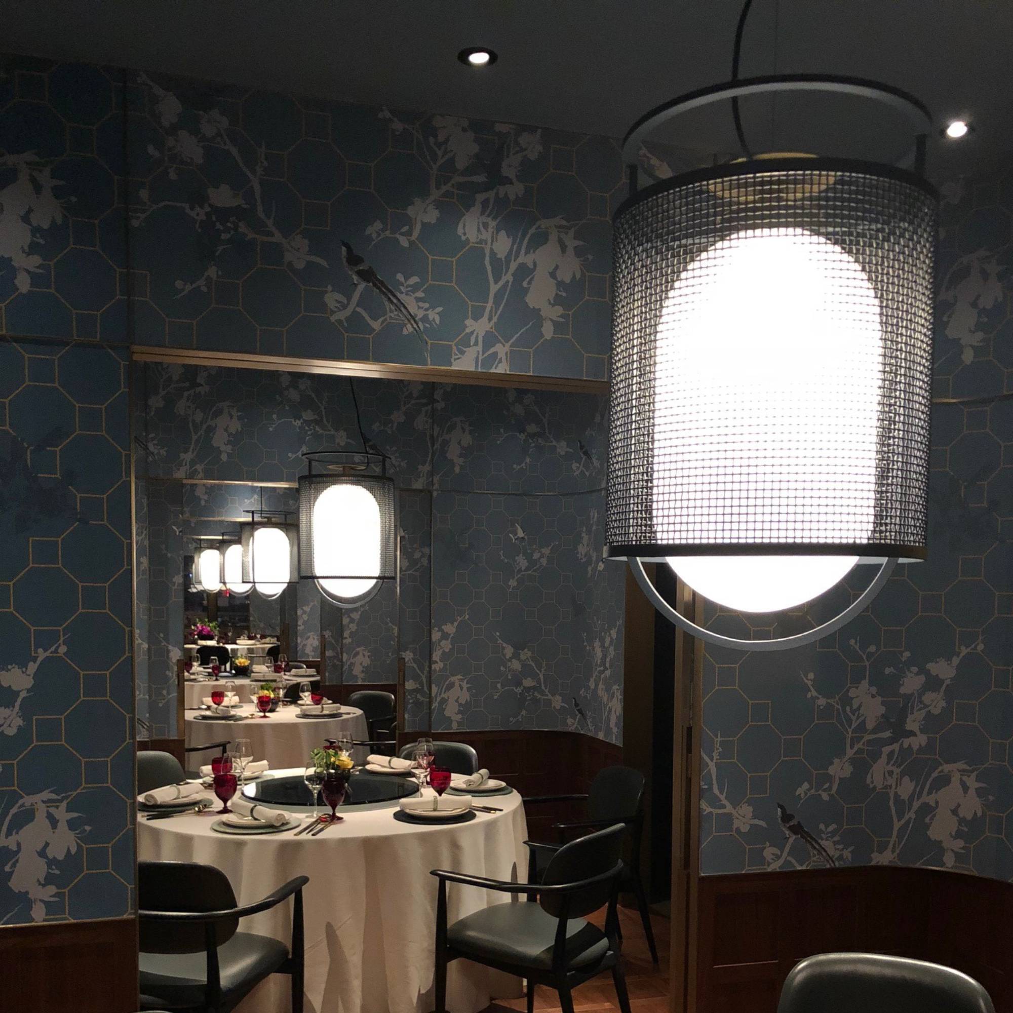 Denglong In/Out Hanging Lamp