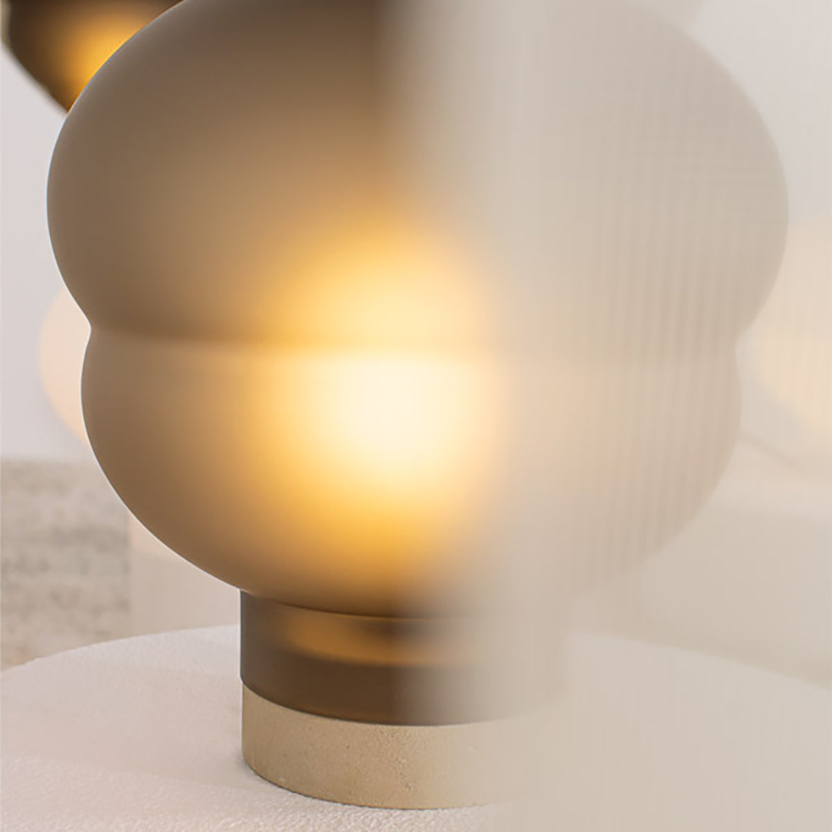 Kumo Table Lamp