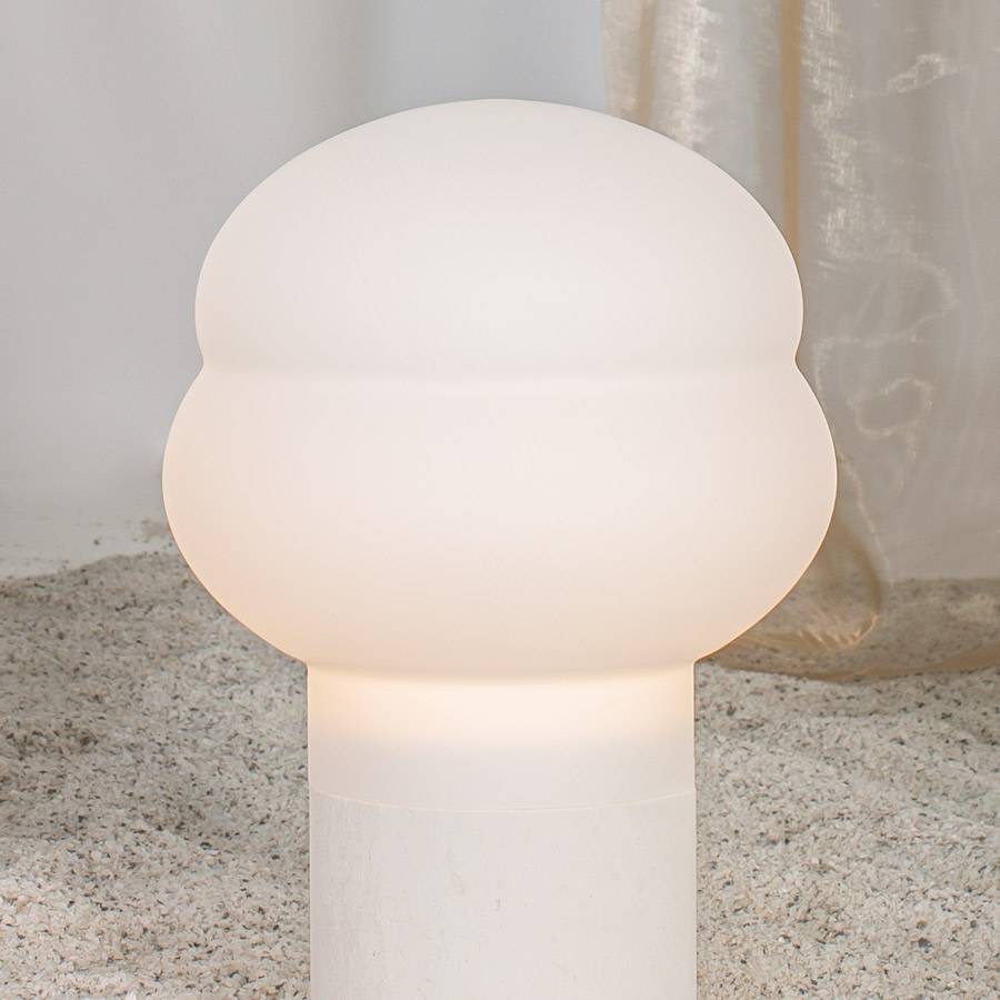 Kumo Floor Lamp