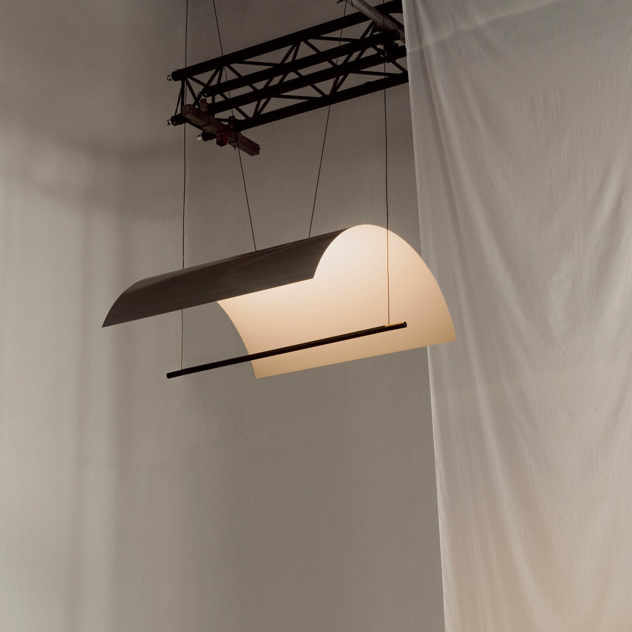 Lámina Pendant Lamp