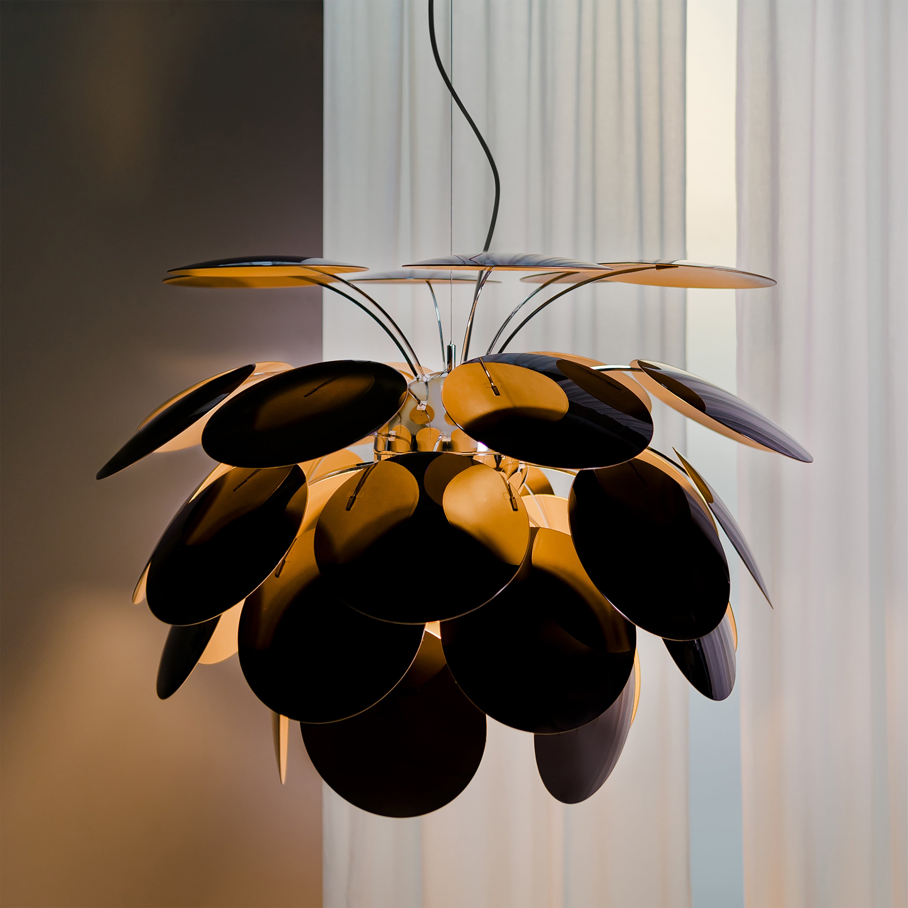 Discocó Pendant Light