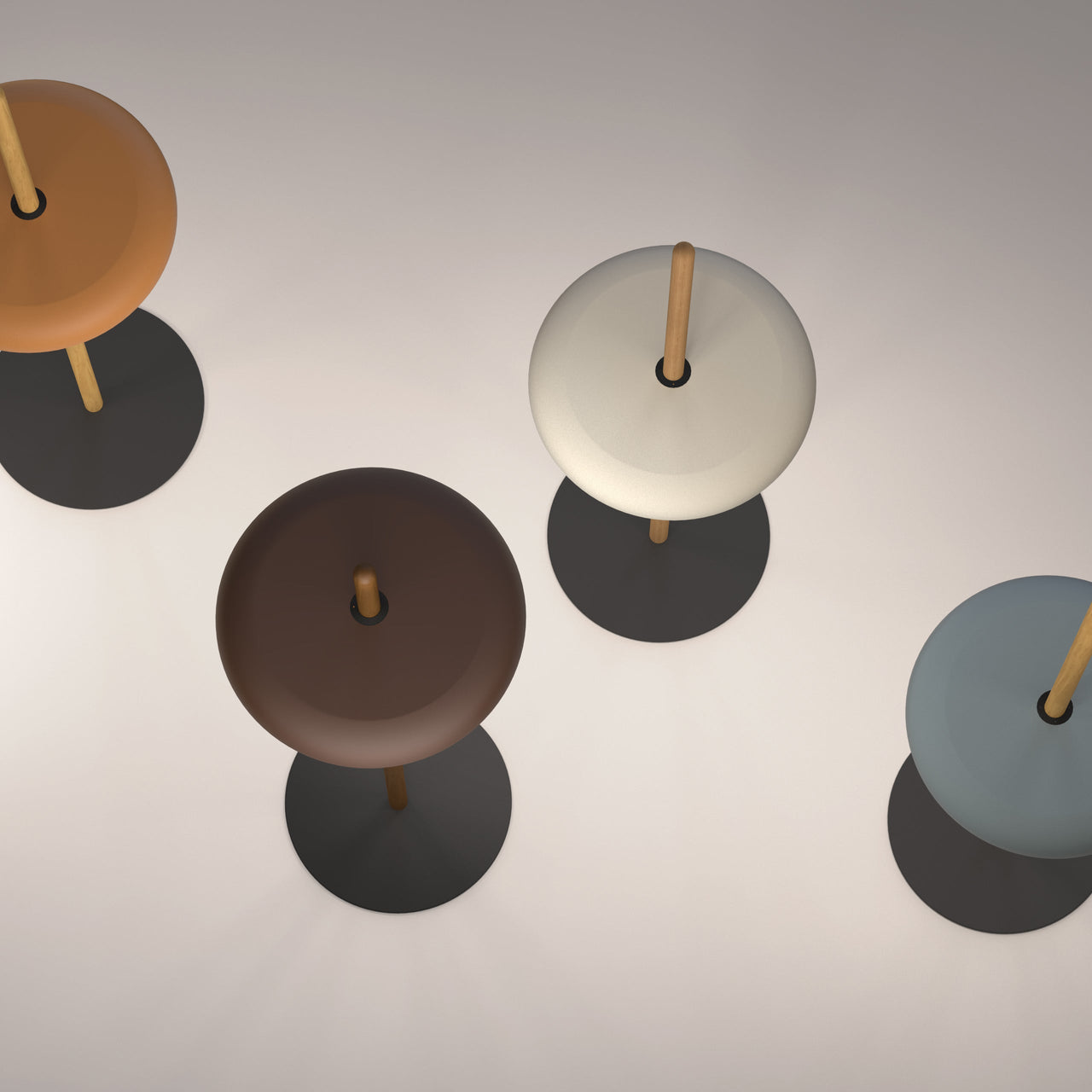 Nivél Portable Floor Lamp