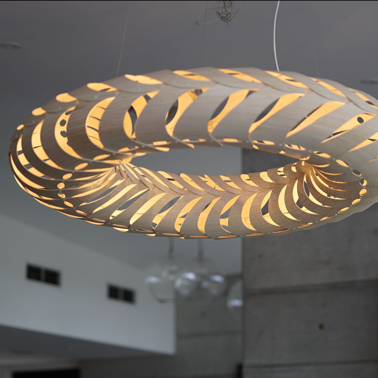 Maru Pendant Light