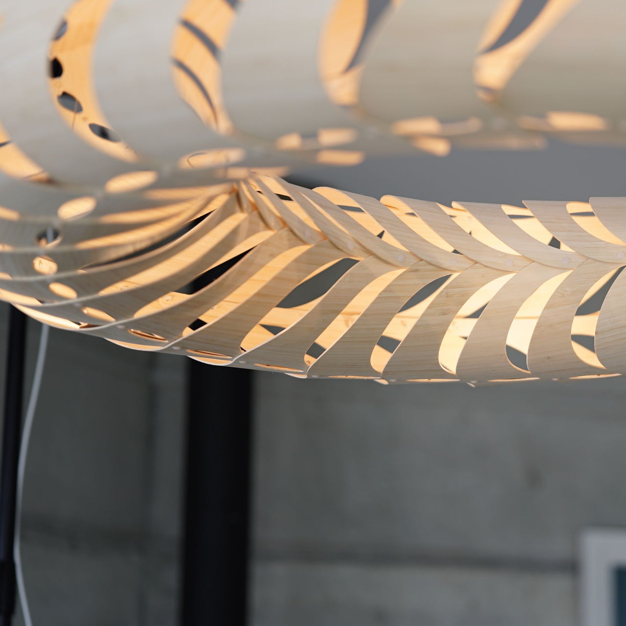 Maru Pendant Light