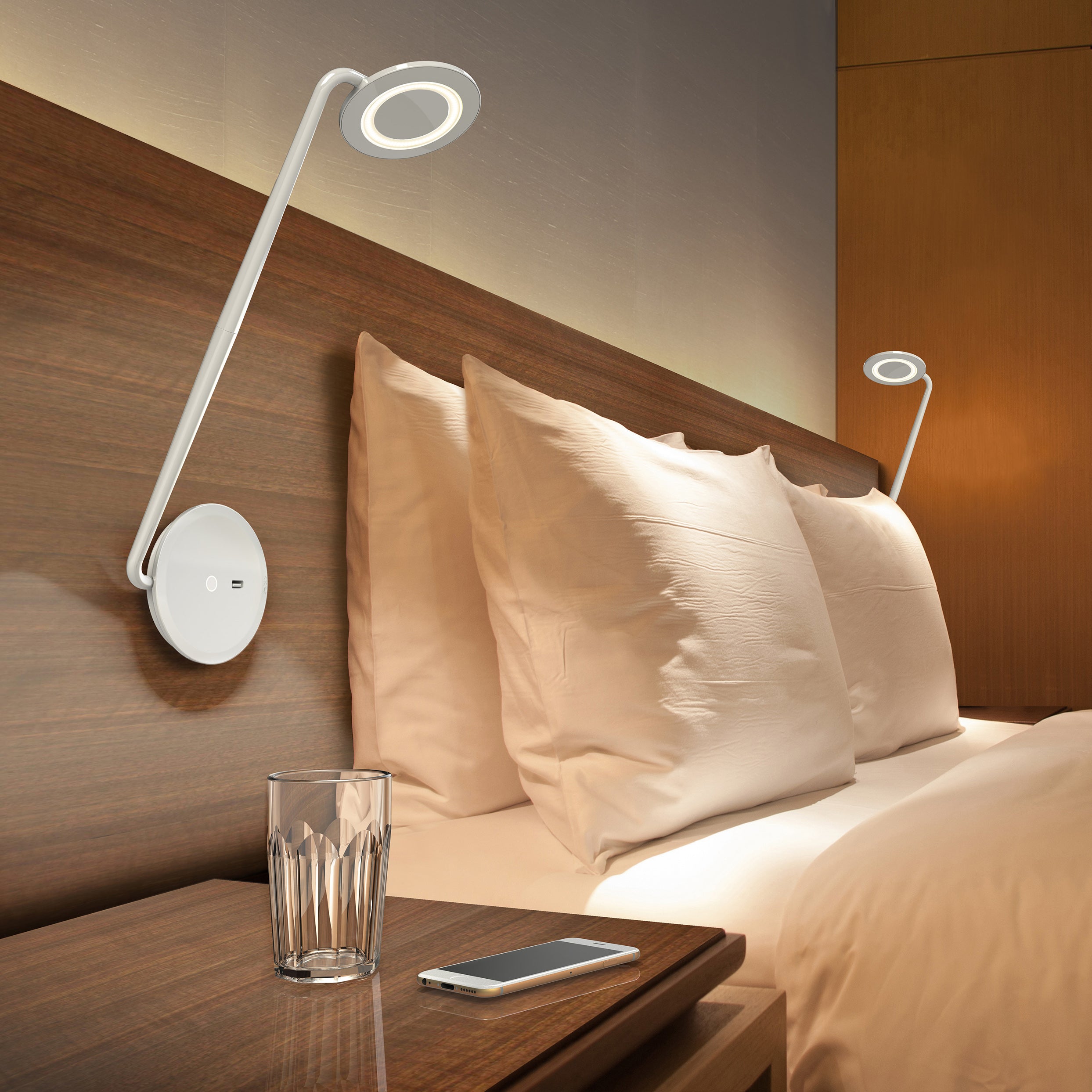 Pixo Wall Light + USB Charging Port