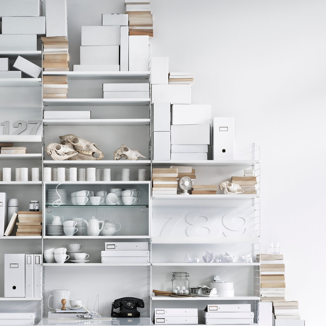 String System: Magazine Shelf